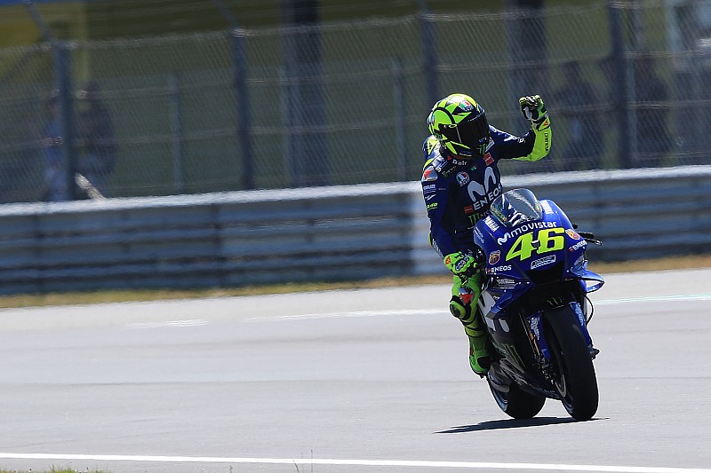 Catat waktu saat akhir, Rossi: Ini soal momentum