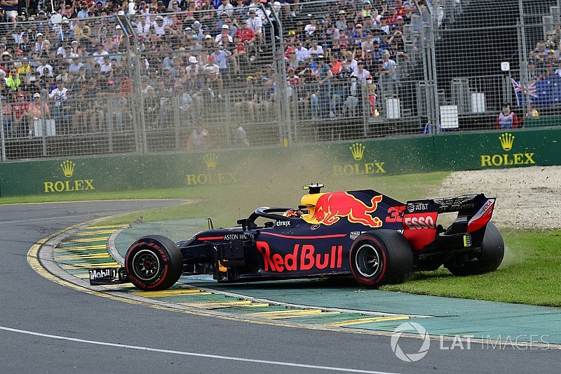 Verstappen explica erro na corrida: “Algo quebrou no carro”