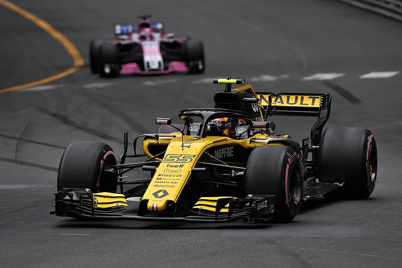 Renault, Ferrari'nin aynası yasaklanınca Halo'ya ayna takmaktan vazgeçmiş