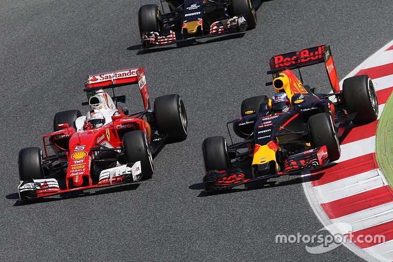 Latest flexi-wing controversy a matter for FIA, says Smedley