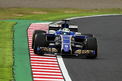 Onboard videón Ericsson amatőr hibája Suzukából