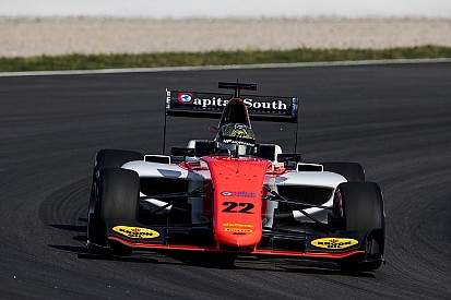 Бокколаччи заглох на старте прогревочного круга, но выиграл гонку GP3