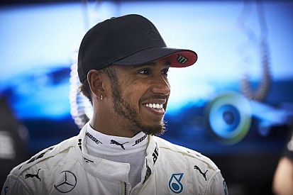 Hamilton antusias hadapi prospek balapan basah