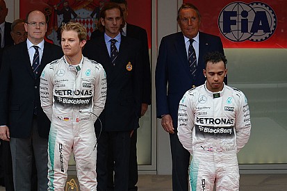 Rosberg lembra 2016 e dá receita para bater Hamilton