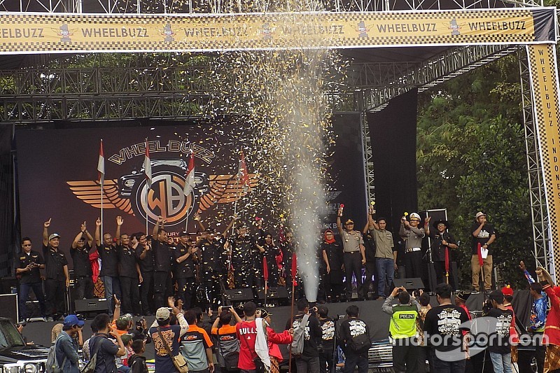 Meriahnya acara Deklarasi Surakarta Kota Otomotif