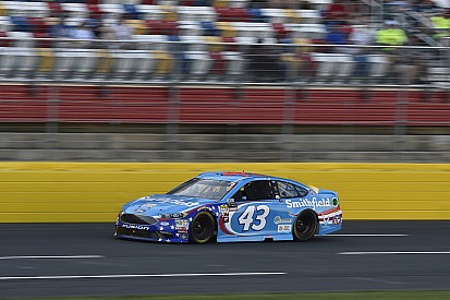 Regan Smith reemplazará de nuevo a Almirola