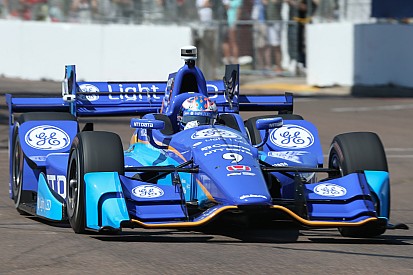 DIxon lidera la segunda práctica en St. Petersburg