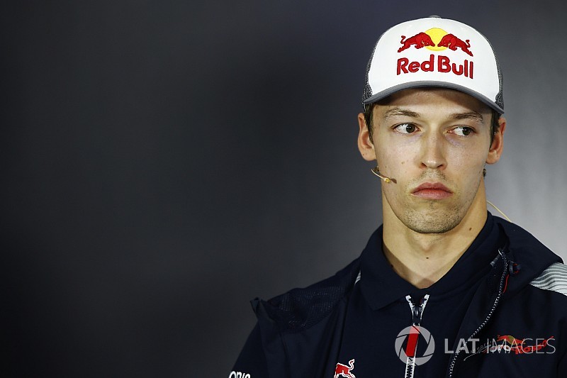 Formel 1 2017: Jacques Villeneuve würde Daniil Kvyat rauswerfen