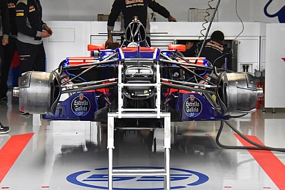 La FIA cita a Toro Rosso por una falla de seguridad