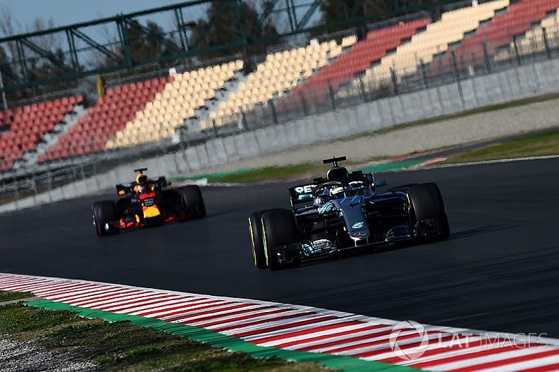 Vettel : Le rythme de course de Mercedes et Red Bull est trompeur