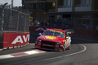 Newcastle Supercars: McLaughlin wins Race 1, disaster for Whincup