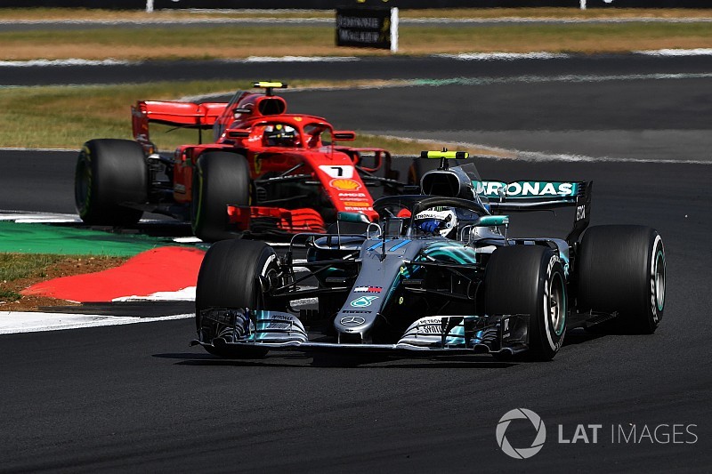 Villeneuve: “Si en vez de Hamilton es Bottas, a Raikkonen lo sancionan menos