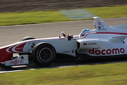 伊沢拓也「ペースは良かった。予選結果さえ良ければ……」DOCOMO TEAM DANDELION RACING 第6戦SUGO Team Release
