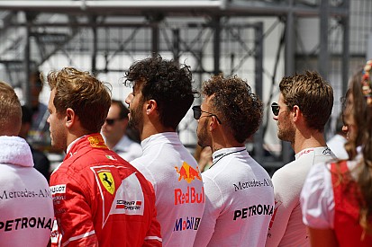 Lewis Hamilton no planea arrodillarse en el GP de Estados Unidos