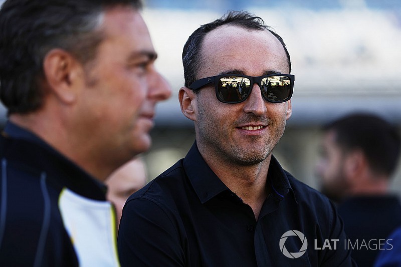 Hivatalos: Kubica ismét tesztel a Williamsszel!