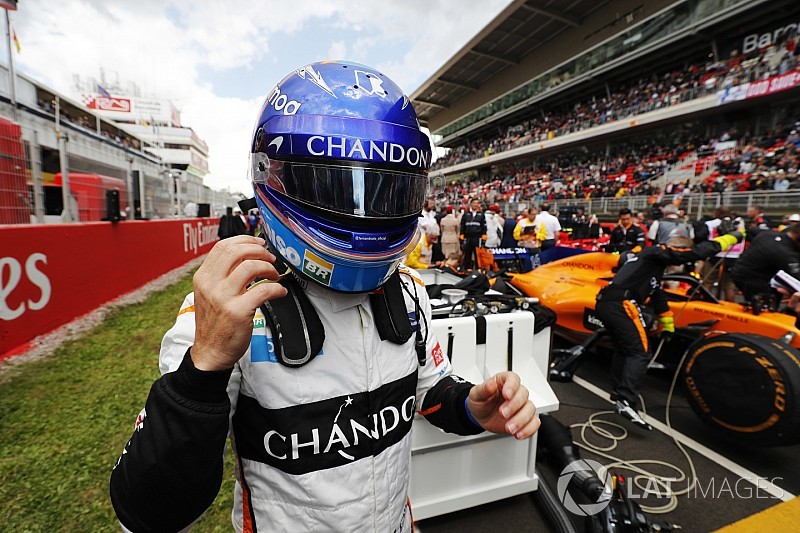 Alonso: McLaren, yeni paketi ile gelişme kaydetti