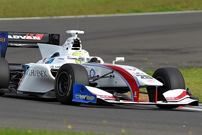 Super Formula Sugo: Sekiguchi kalahkan Nakajima untuk rebut pole