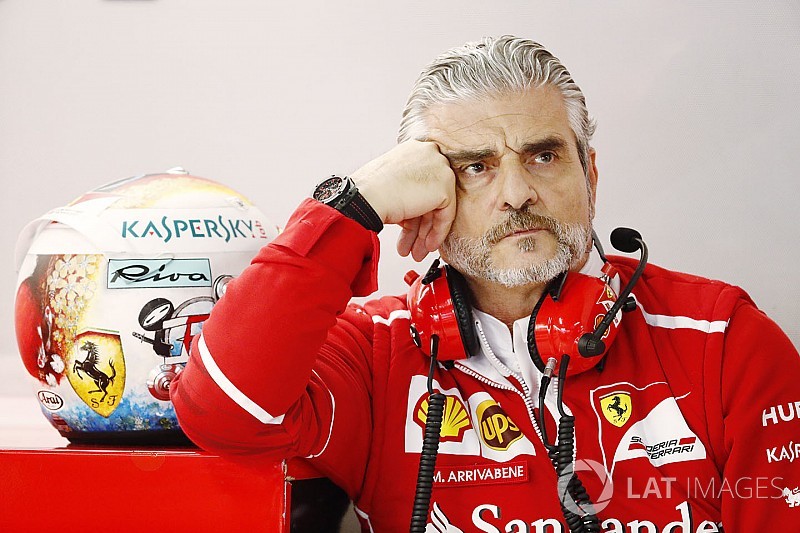 Arrivabene repülhet a Ferraritól az év végén, ha Vettel nem lesz bajnok