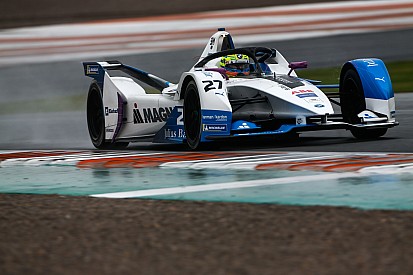 Sims keeps BMW on top in Valencia Formula E test