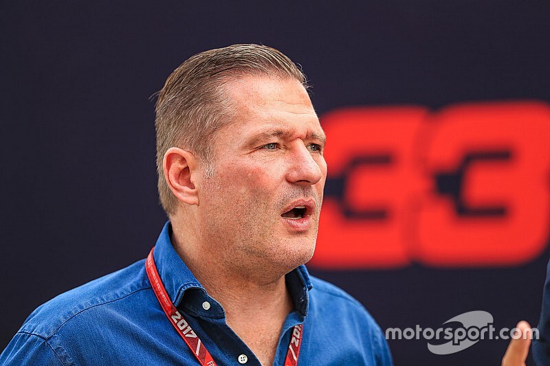 Jos Verstappen, artık Red Bull'un genç sürücüleriyle çalışmıyor