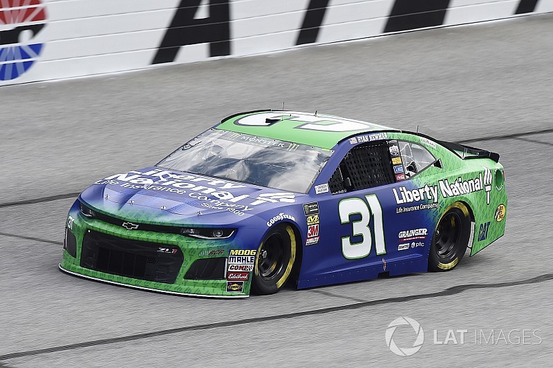 Ryan Newman lidera la práctica final en Atlanta