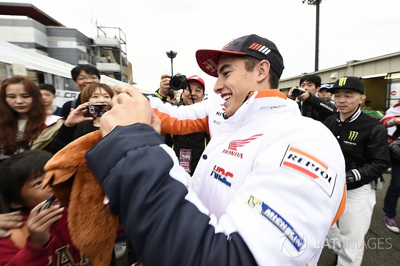 Márquez espera ampliar su ventaja en Australia