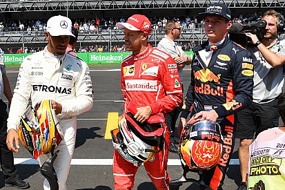 Ecclestone: “Vettel en Hamilton willen Verstappen niet in team”