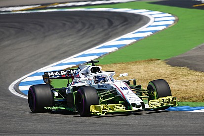 A Williams új első szárnya javulást hozott Németországban