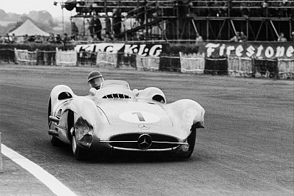 Tarihte bugün: Fangio, 1954 Arjantin GP'sini kazanıyor