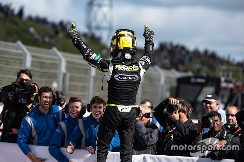 Norris: F1'de yarışmam Alonso'ya bağlı