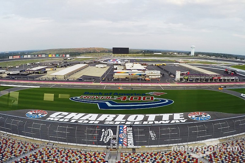 Circuito de Charlotte espera