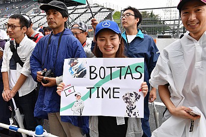 Bottas szerint, ha nem hólyagos Hamilton abroncsa és nincs rajta Vettel, nyerhetett volna