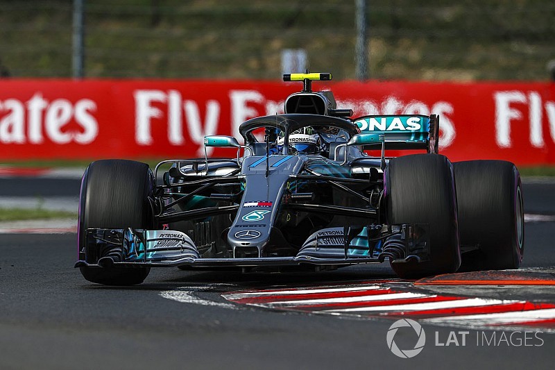 Bottas é punido por toque com Ricciardo, mas permanece em 5º