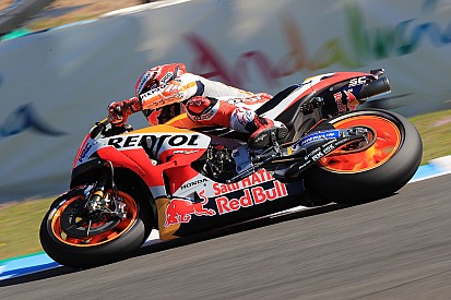 Jerez, Warm-Up: Marquez cade ancora, ma precede Iannone