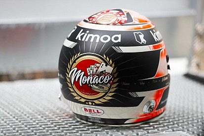 Vandoorne monacói sisakja Alonso márkájában díszeleg