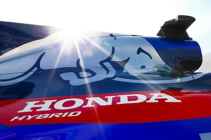 Red Bull підтвердила перехід на двигуни Honda з 2019 року