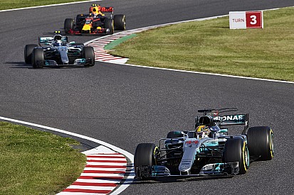 Mercedes: Performans sorunları ilerlememizde yardımcı oluyor