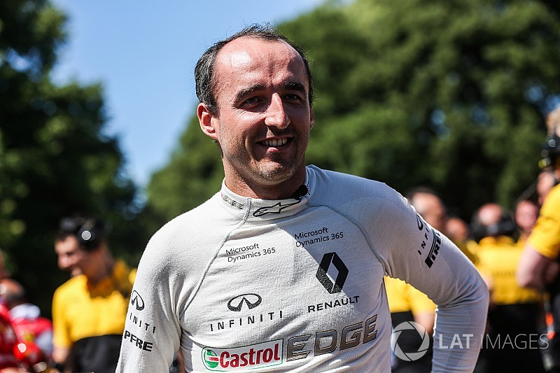 Renault: Kubica'nın dönüşü için açık bir engel yok