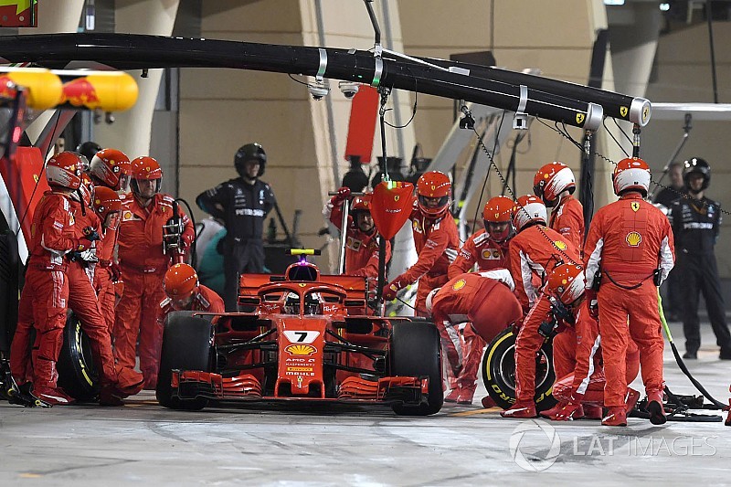 Травмований механік Ferrari успішно переніс операцію