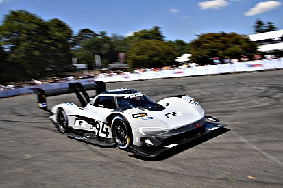 Mobil listrik I.D. R cetak rekor baru di Goodwood