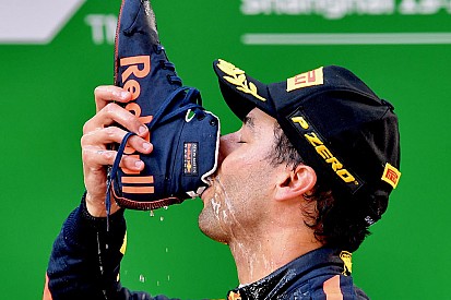 Mercato F1: Hamilton e Ricciardo firmano solo dei biennali