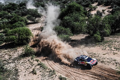 Sainz: Rossz lett volna, ha nem nyerek a Peugeot-val is Dakart