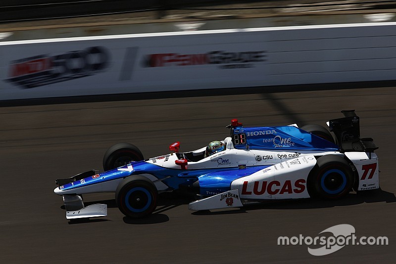 EL4 - Jay Howard en tête, Newgarden dans le mur
