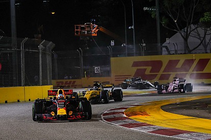 Ricciardo örül az átlagos rajtjának, mert így megúszta a szingapúri balhét