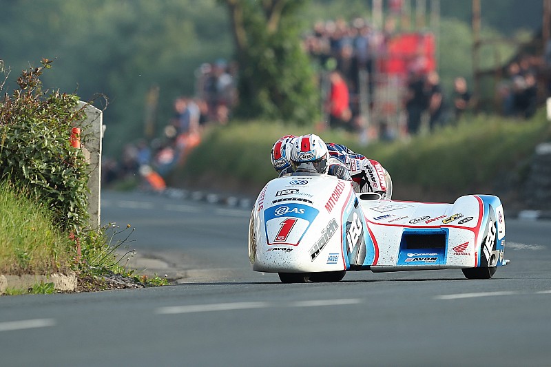 TT 2018, Sidecar Gara 2: Ben e Tom Birchall riscrivono la storia