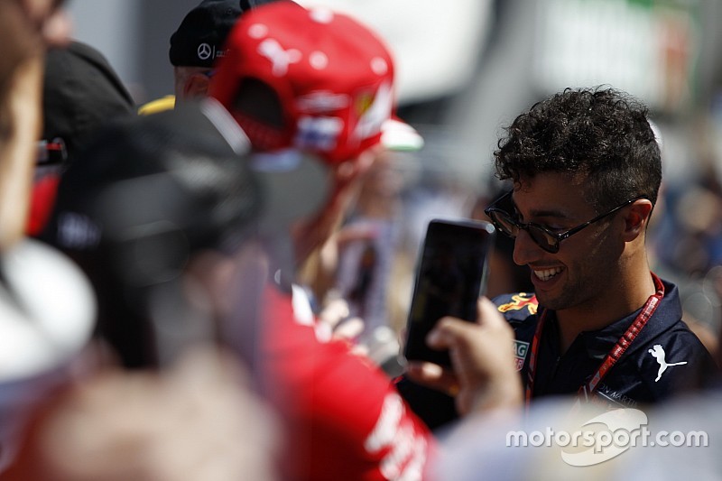 Ricciardo újra Vettel csapattársaként? „Semmi sem lehetetlen”