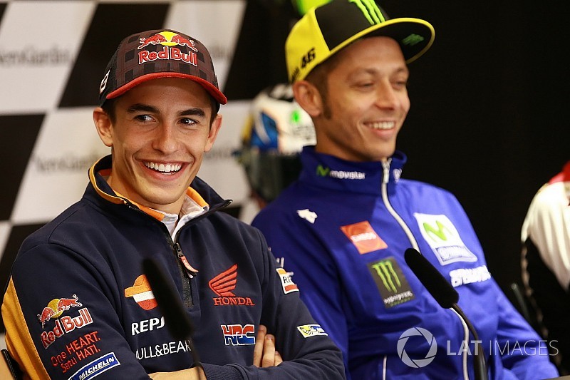 0.084 másodperccel Marquezé a pole Silverstone-ban Rossi és Crutchlow előtt!