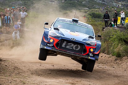 Argentina, PS1: Neuville subito leader davanti a Tanak e Ogier