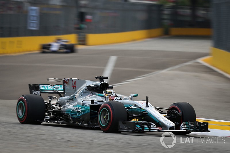 La debilidad de Mercedes no se solucionará hasta 2018, dice Hamilton
