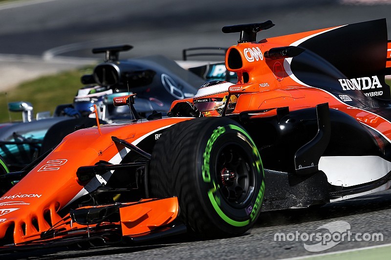 McLaren розглядає можливість переходу на двигуни Mercedes